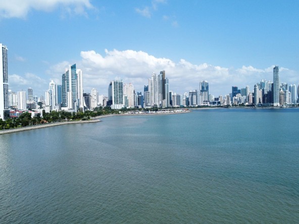 Tiquetes a Panama y su cinta costera
